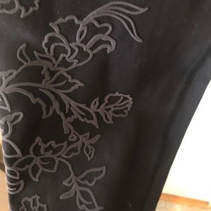lululemon athletica Pants & Jumpsuits - Lululemon black leggings with velvet detail lululemon athletica Pants & Jumpsuits - Lululemon black leggings with velvet detail